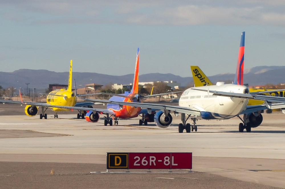 Airlines taxiway