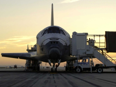 Space shuttle - mission complete - BIG