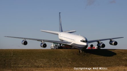 Boeing 707 - slip