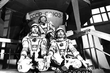 Cosmonauts W445