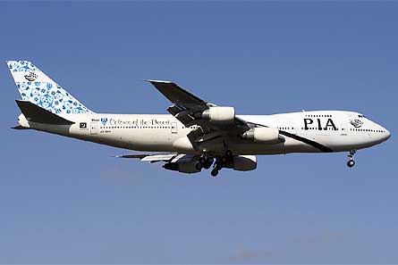 PIA 747-200B Sindh colours W445