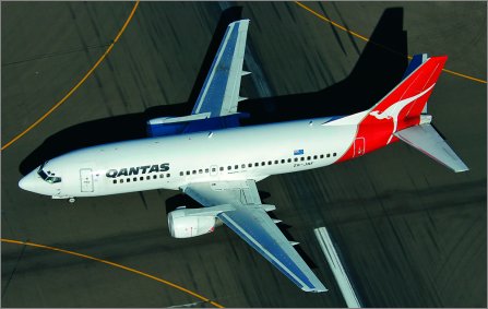 Qantas 737 freighter conversion W445