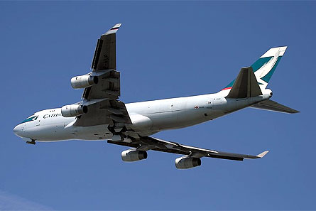 Cathay Cargo 747-400 F W445