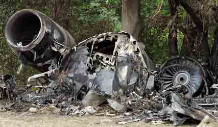 CRJ200 crash