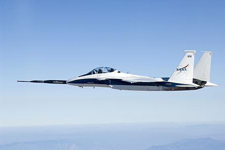 Gulfstream quiet spike on F-15