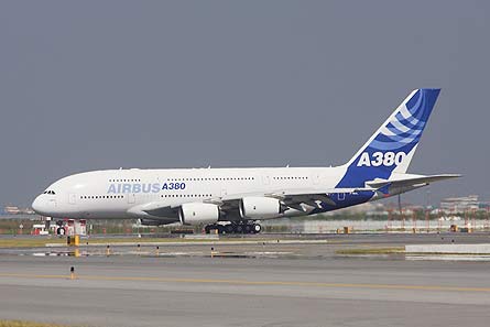 A380 BKK runway