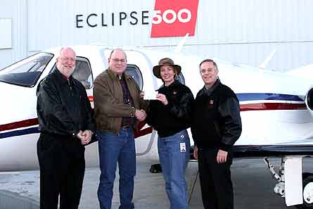 Eclipse 500 hand-over Crowe W445