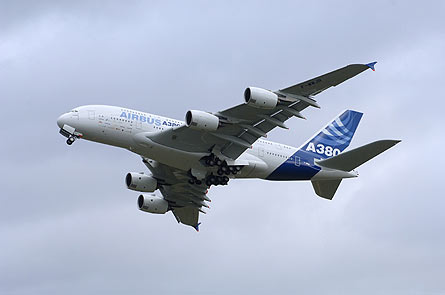 A380 MSN007 airborne W445