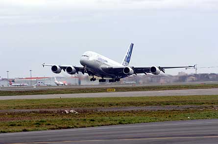 A380 MSN007 takeoff