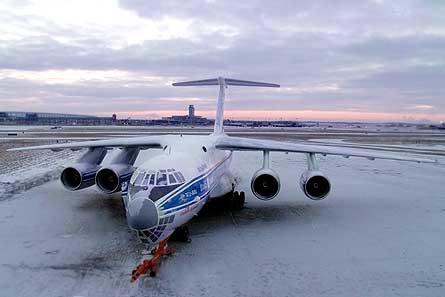 Il-76-90D in Detroit W445