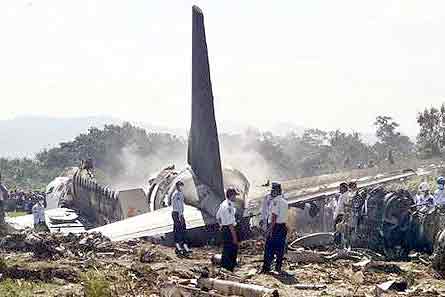 Garuda 737 tail crash W445
