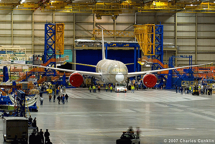 787-roll-out-1