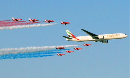Emirates-leads-red-arrows