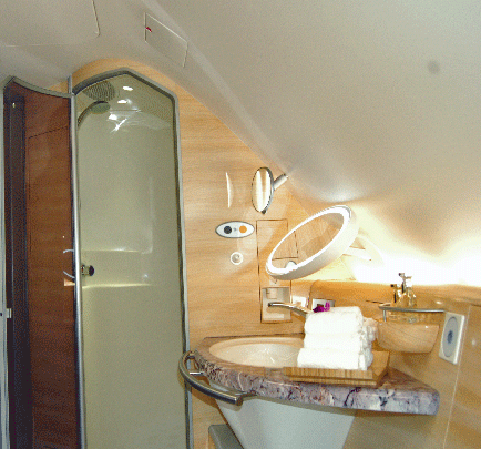 EK-A380-shower