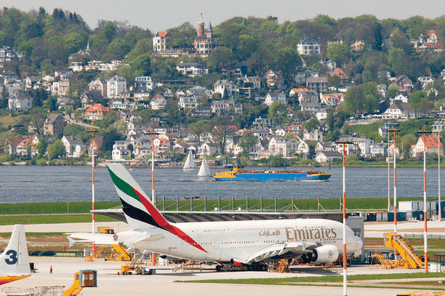Emirates A380 GP7200
