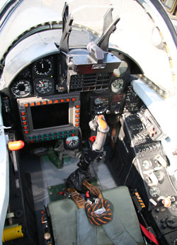 TS-11F cockpit Glowacki