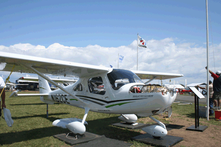 Cessna Skycatcher 162
