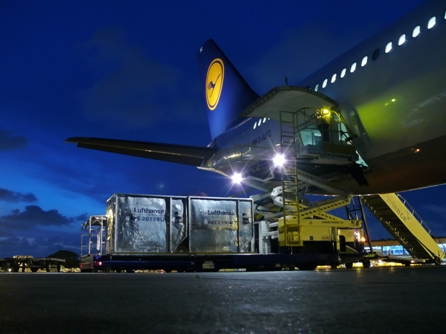 Lufthansa Cargo (445)