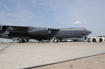 Boeing B-52 @ ILA