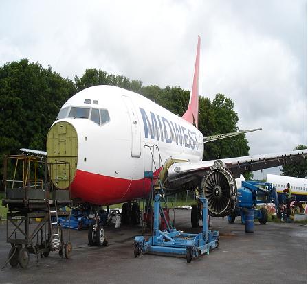 midwest 737-600 scrap
