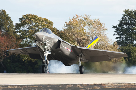 F-35C lands at Pax - Lockheed Martin