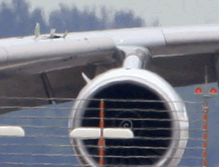 Qantas A380 engine failure wing puncture
