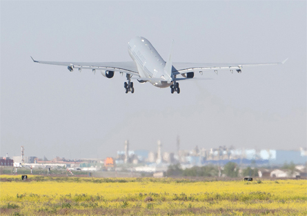 A330 FSTA leaves Getafe - Airbus Military