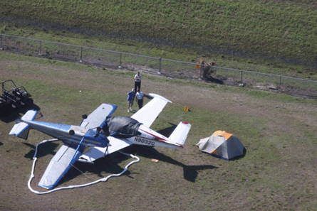 Upturned Cessna 172 @ Sun n' Fun