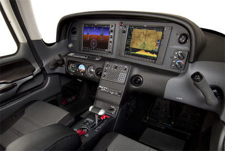 SR20 cockpit - Cirrus Aircraft