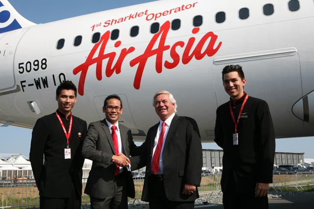 Air Asia 640