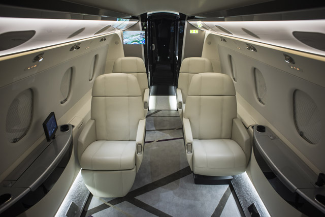 Embraer Legacy 450 cabin mock up
