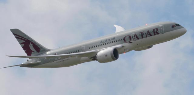 Qatar 787 flying