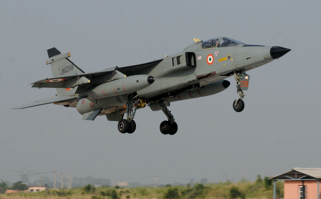 Indian air force Jaguar - Simon Watson The Aviatio