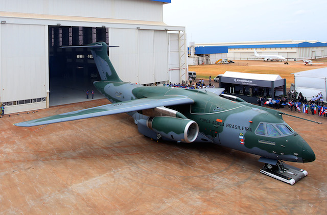 KC-390 rollout 