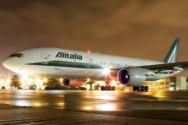 Alitalia 777 at Ben Gurion Jan 2015 c ATI