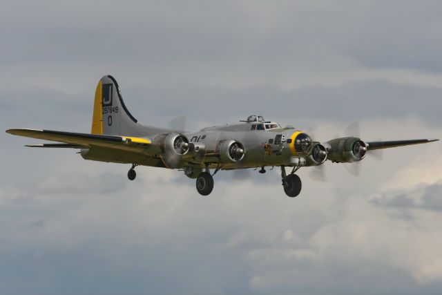 B-17 c ATI