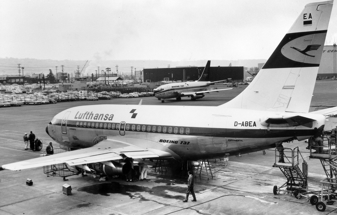 Pictures Lufthansa Bids 737 Farewell After Near Half Century News Flight Global