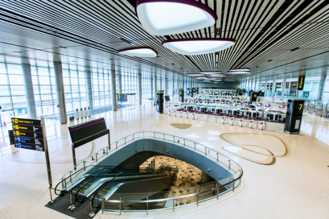 Changi T4 departure hall