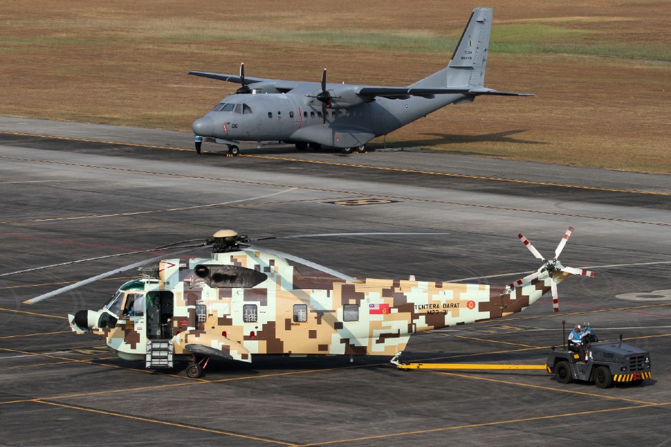 S-61 NURI at LIMA 2015 c AirTeamImages 218027