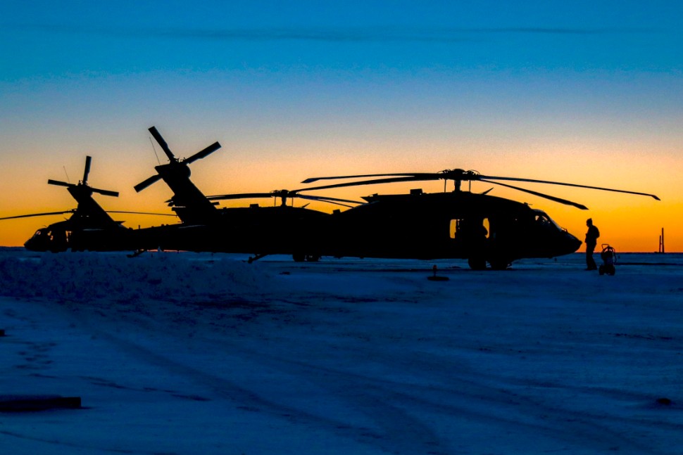 UH-60 Black Hawk c Us Department of Defense Army S
