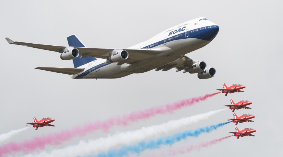 British Airways retrojet wows RIAT with Red Arrows flypast | News | Flight  Global